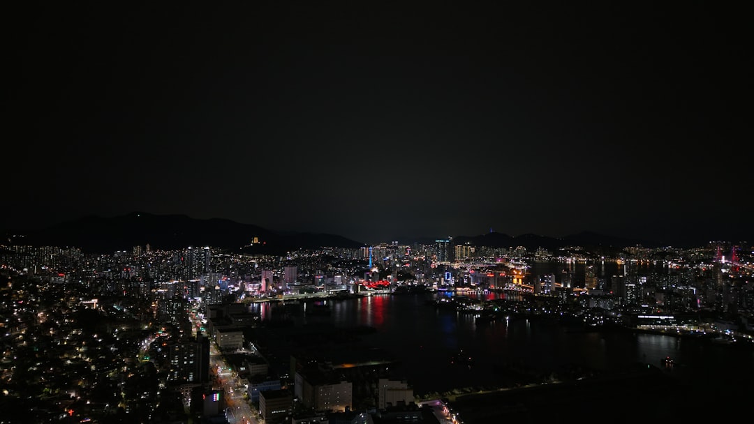 매일 밤 초콜릿 1200kcal 먹어…165kg男 70kg 빼고 홀쭉해져, 비결은? - 코메디닷컴